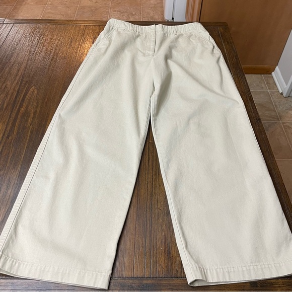 Women’s Khaki Talbots Pants - Picture 2 of 3